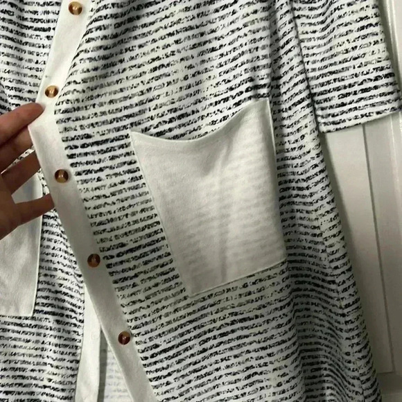 LONG duster sweater size medium - Picture 2 of 3